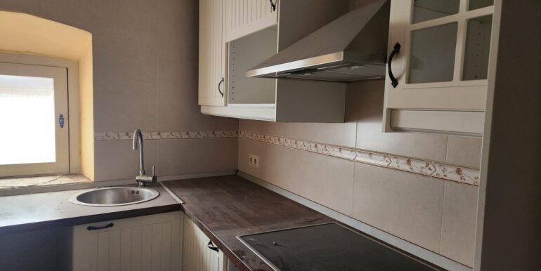 6b4fc217-37e0-44f2-aad8-9080e9259578