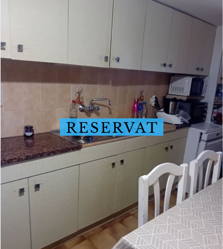 ¡OPORTUNIDAD DE CASA EN VILA-RODONA!