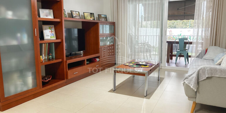 95EF6B6E-8BA0-4E12-B198-6A1DD48A1837_resultado